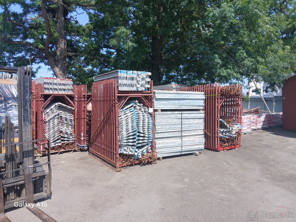 Lešenie
