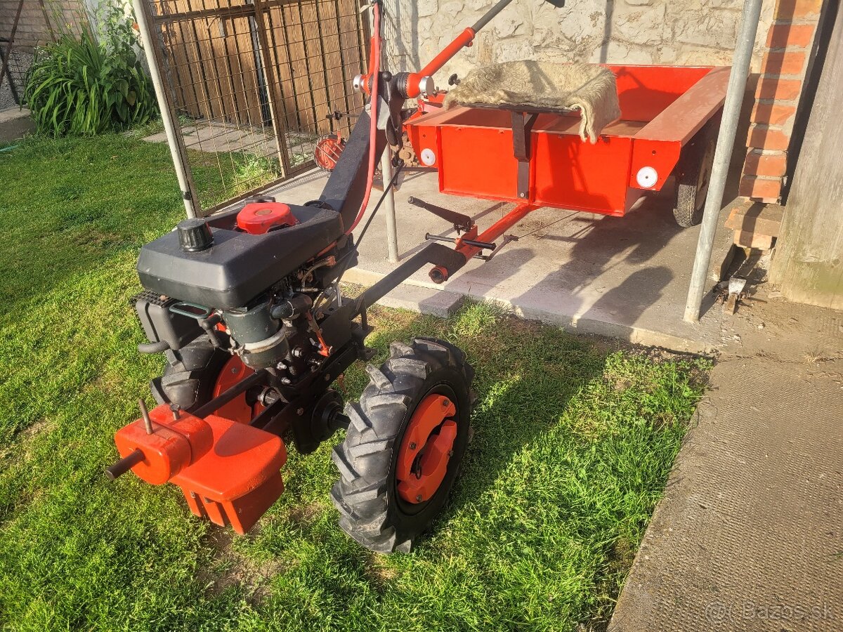 Vari malotraktor
