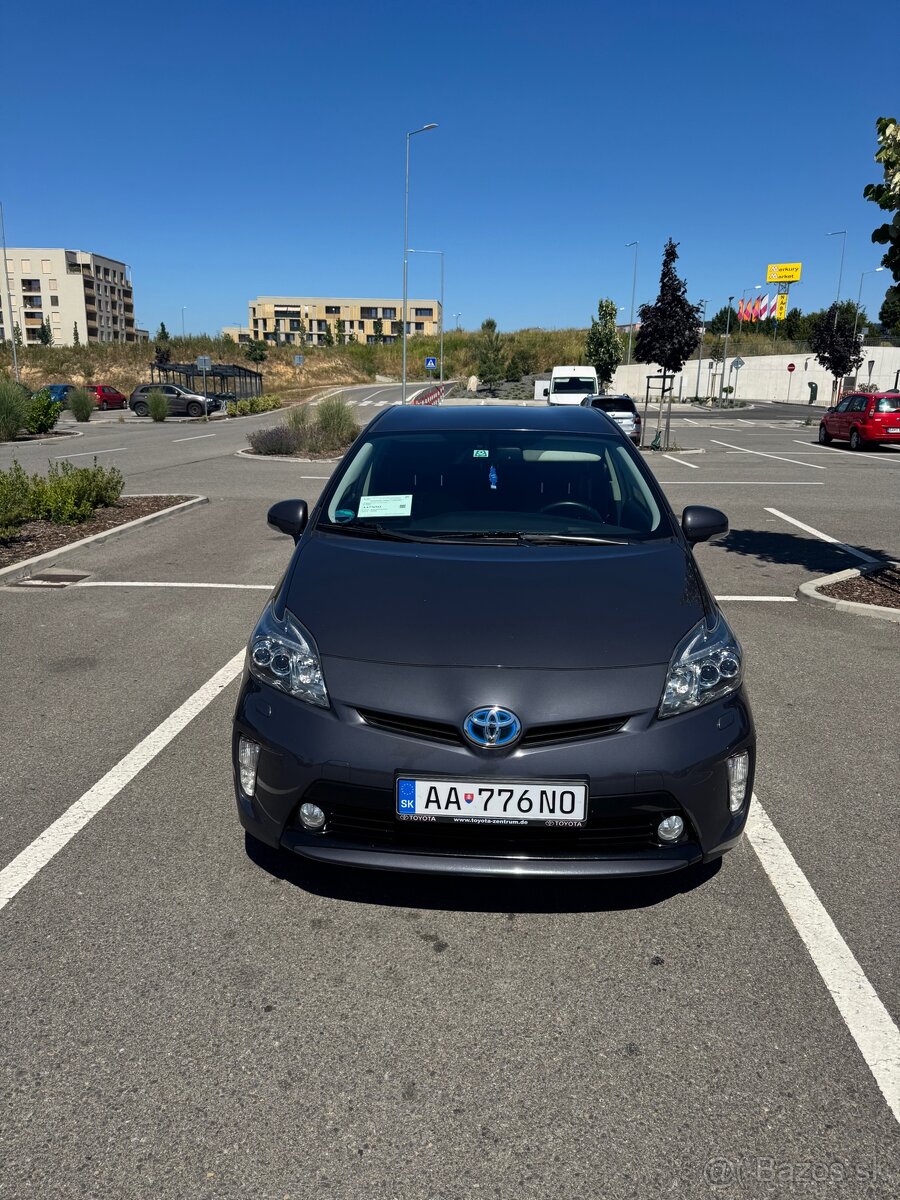 Na predaj Toyota Prius 2013