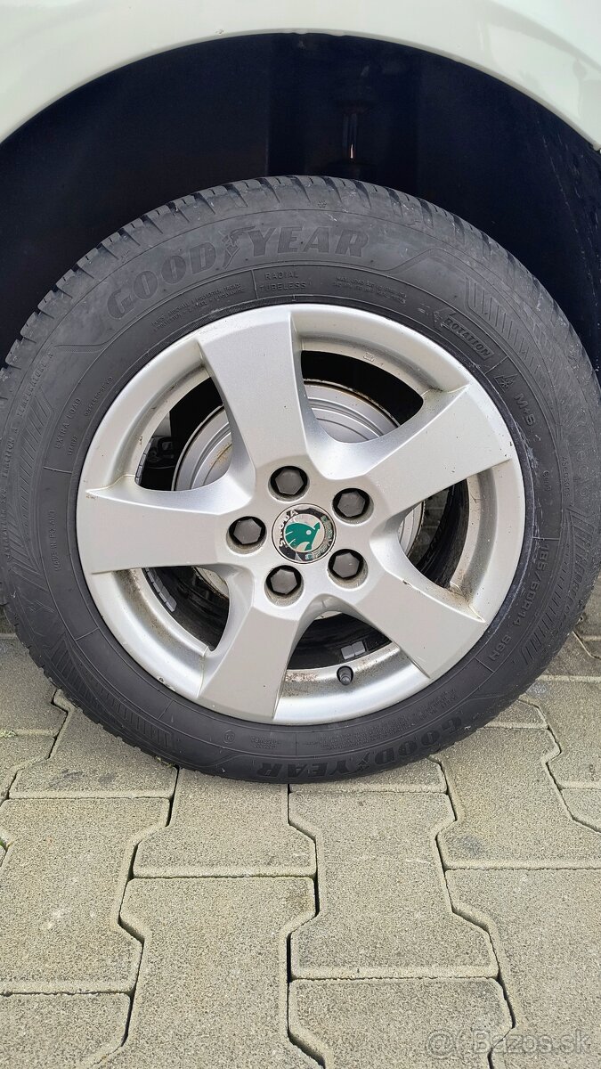 Goodyear Vector 4Seasons Gen-3