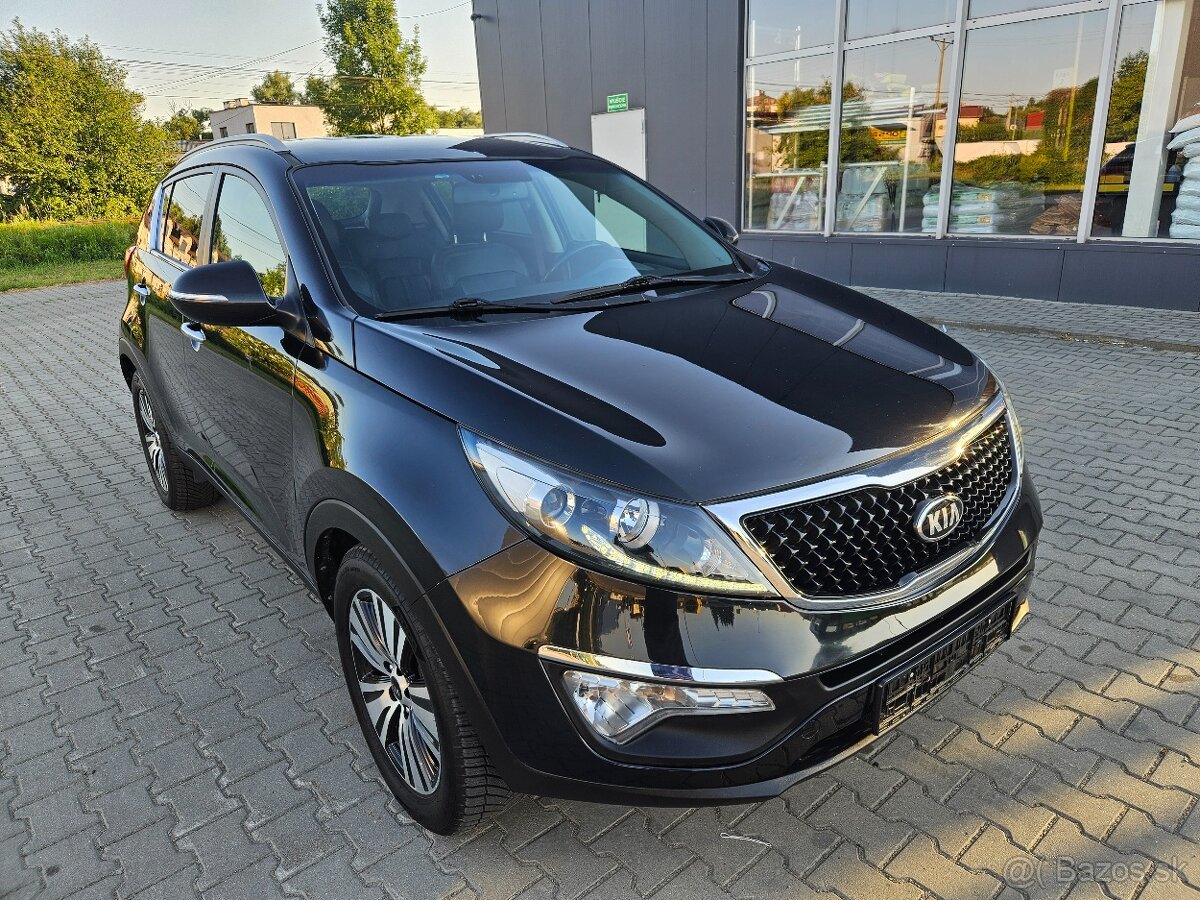 Kia Sportage 1.7CRDi Business Line 2015 EURO6 SERVIS