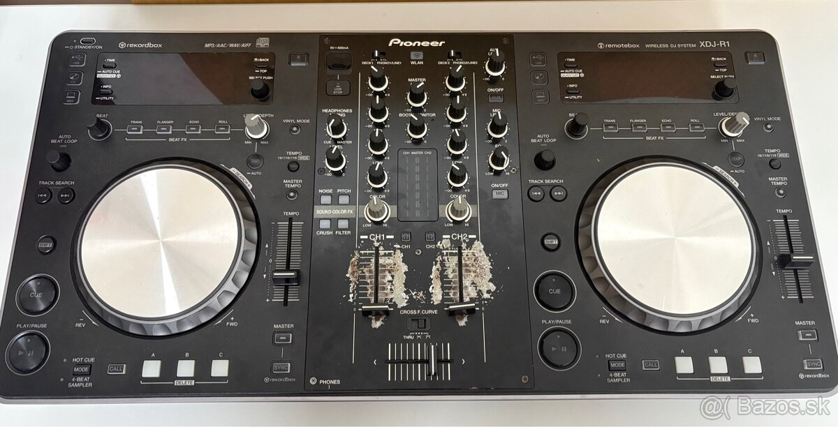 Pioneer XDJ R1
