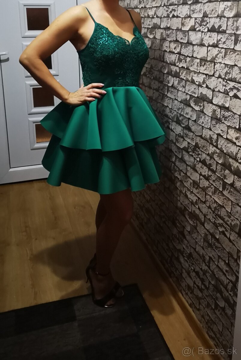 Príležitostne saty na predaj