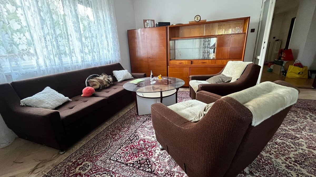 Vintage Nábytok - ZA ODVOZ (2 spálne a obývačka)