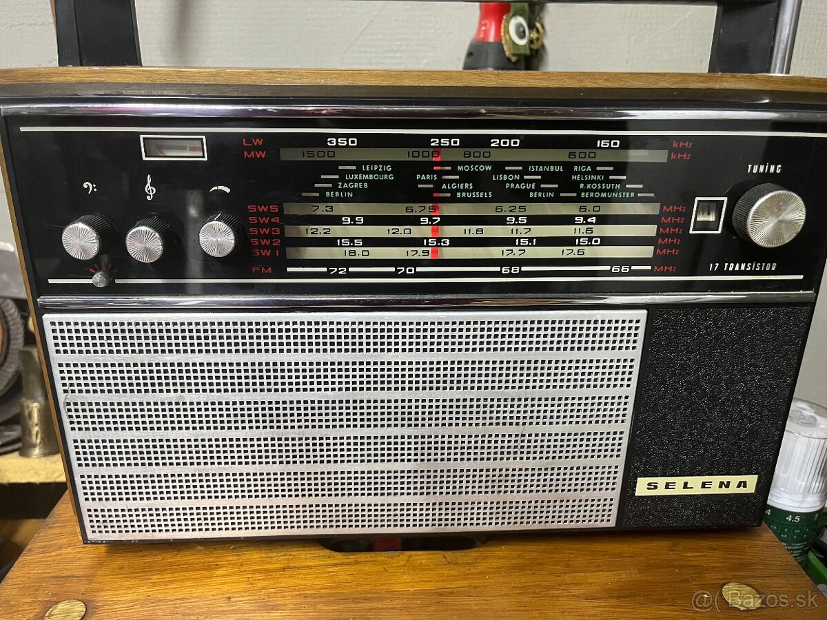 SELENA B 211