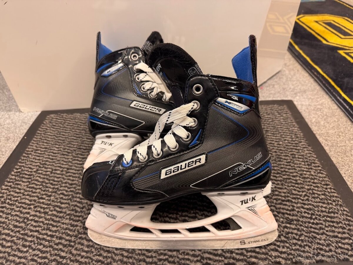 BRUSLE BAUER NEXUS N2700 , vel. 36,5/3,5 EE