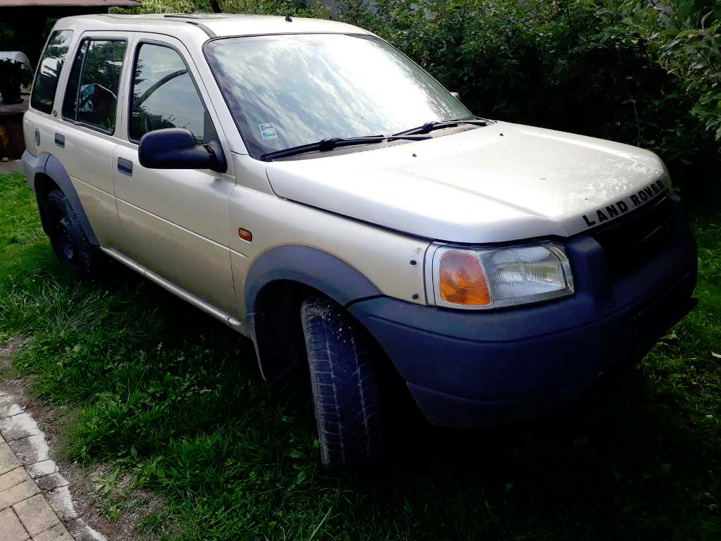 Freelander 2.0 D ROZPREDAM NA DIELY