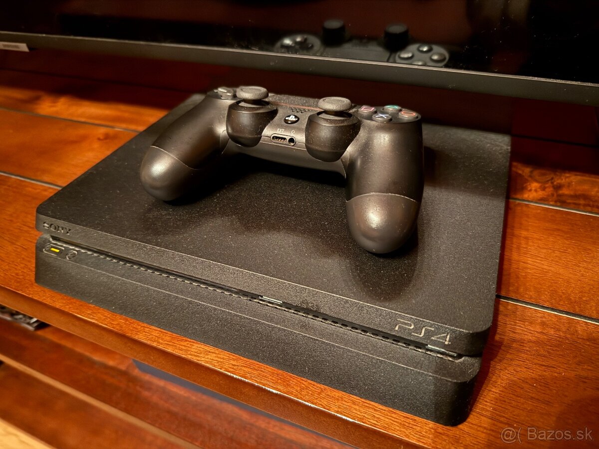 PS 4
