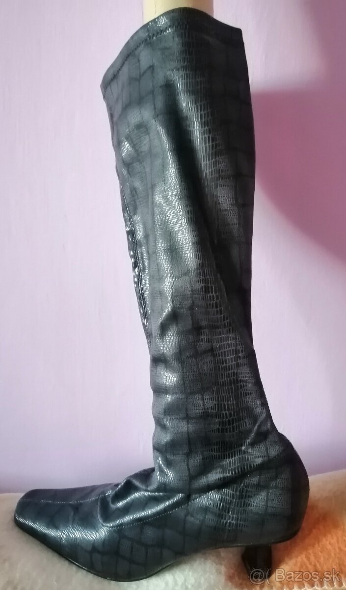 Letné dámske čižmičky v. 39 s imitáciou hadej kože