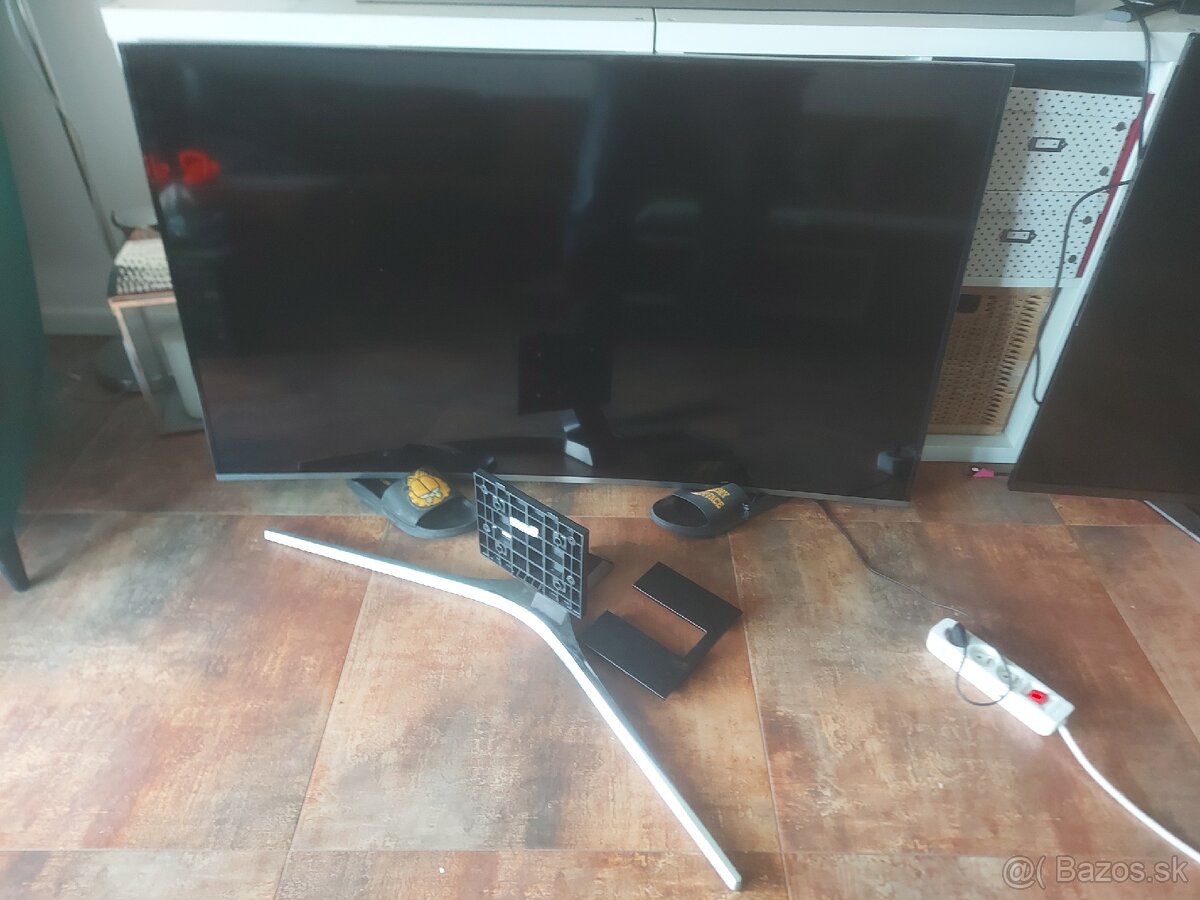 Diely Samsung UE556672Uparabolický