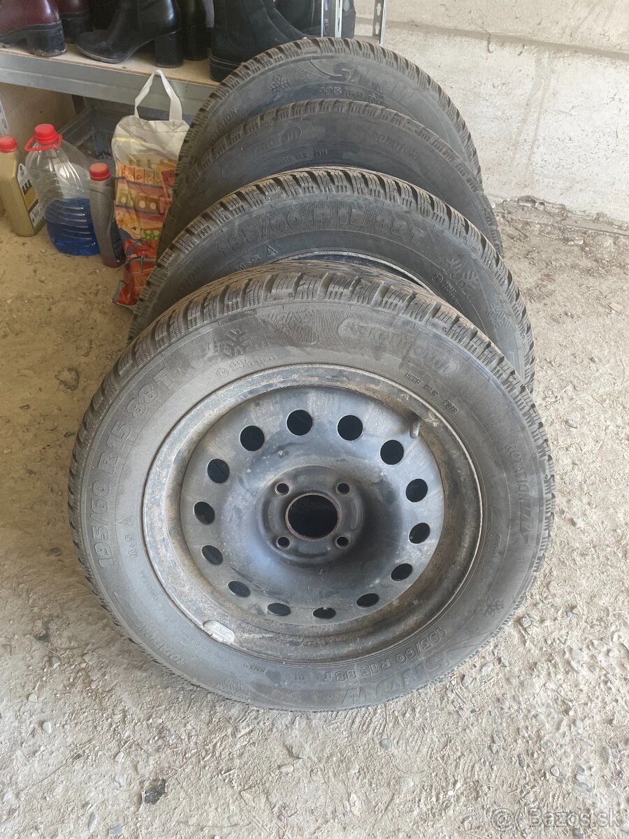 4x plechové disky Ford+zimné pneumatiky