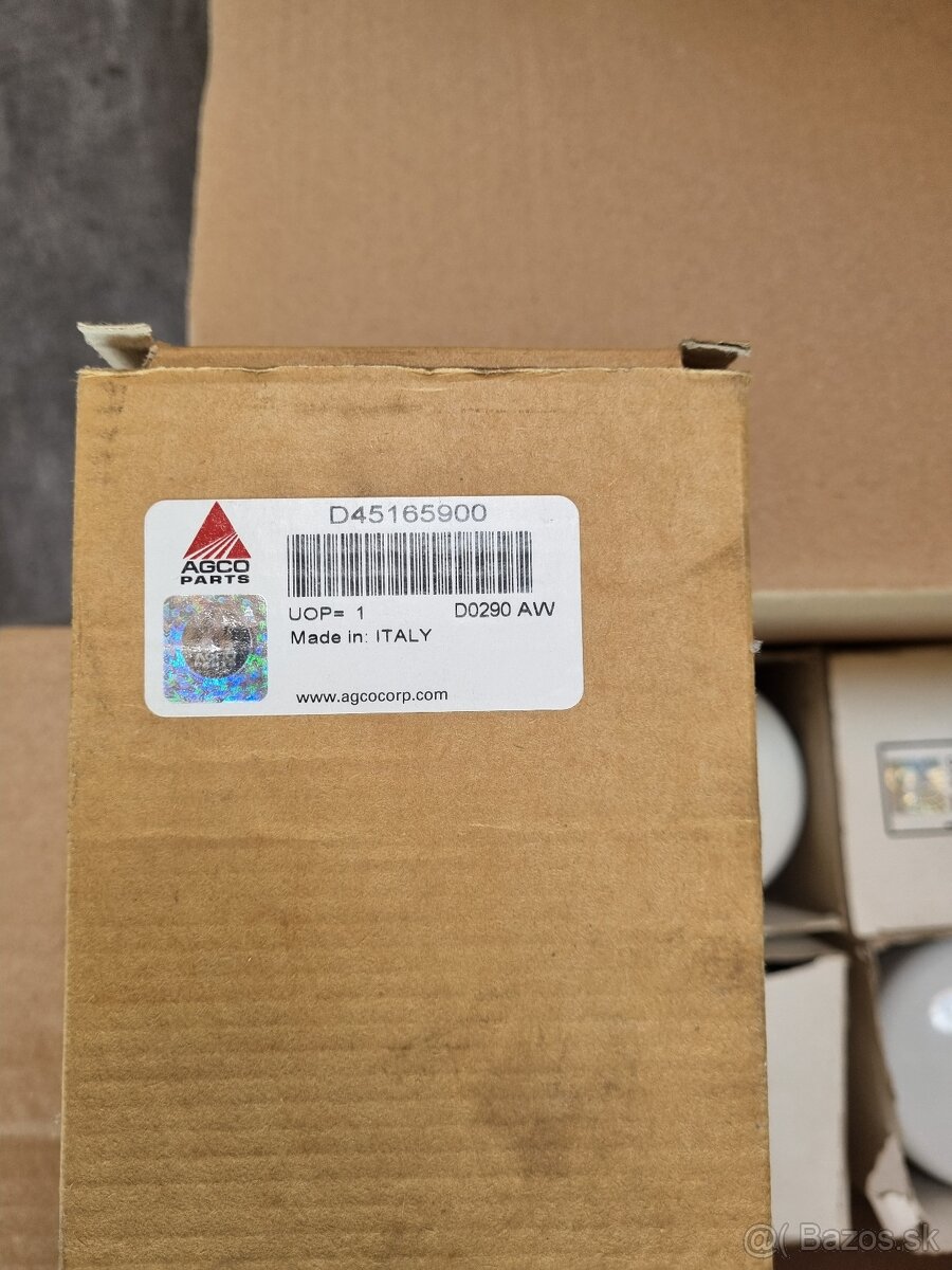 Filtre na kombajn Massey Ferguson