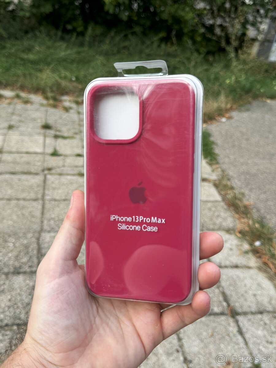 Kryt iPhone 13 Pro Max Bordový