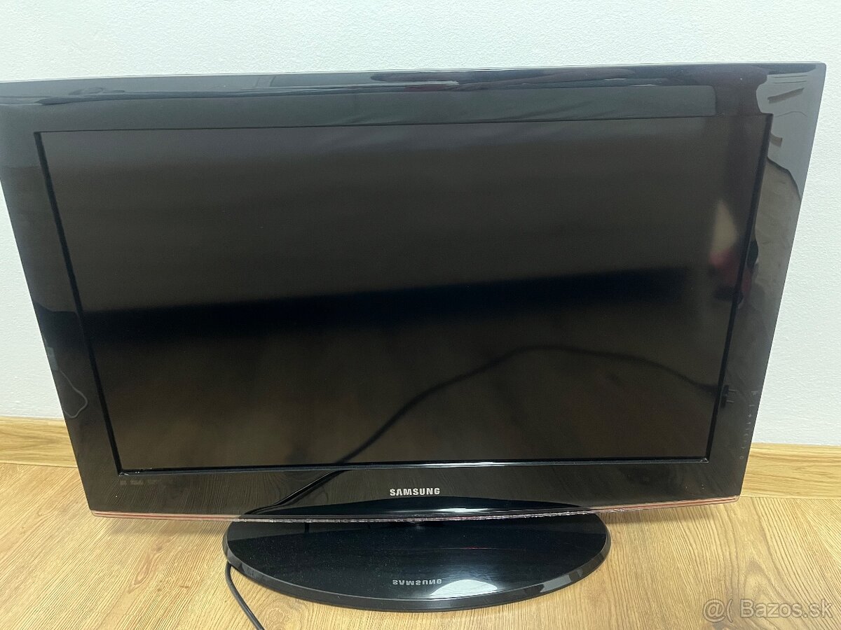 Samsung TV - LE32B450