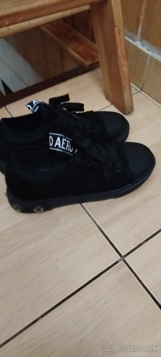 Fashion shoes