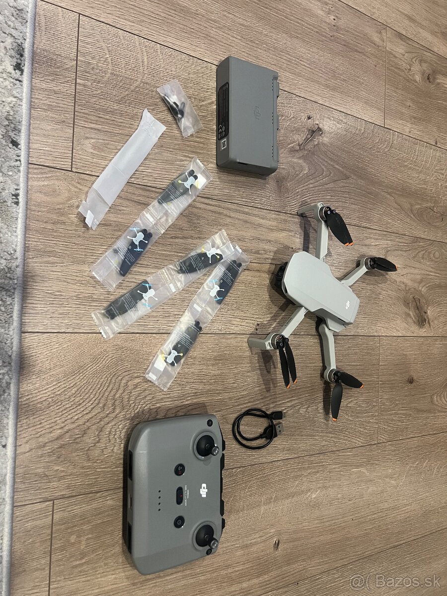 DJI mini combo
