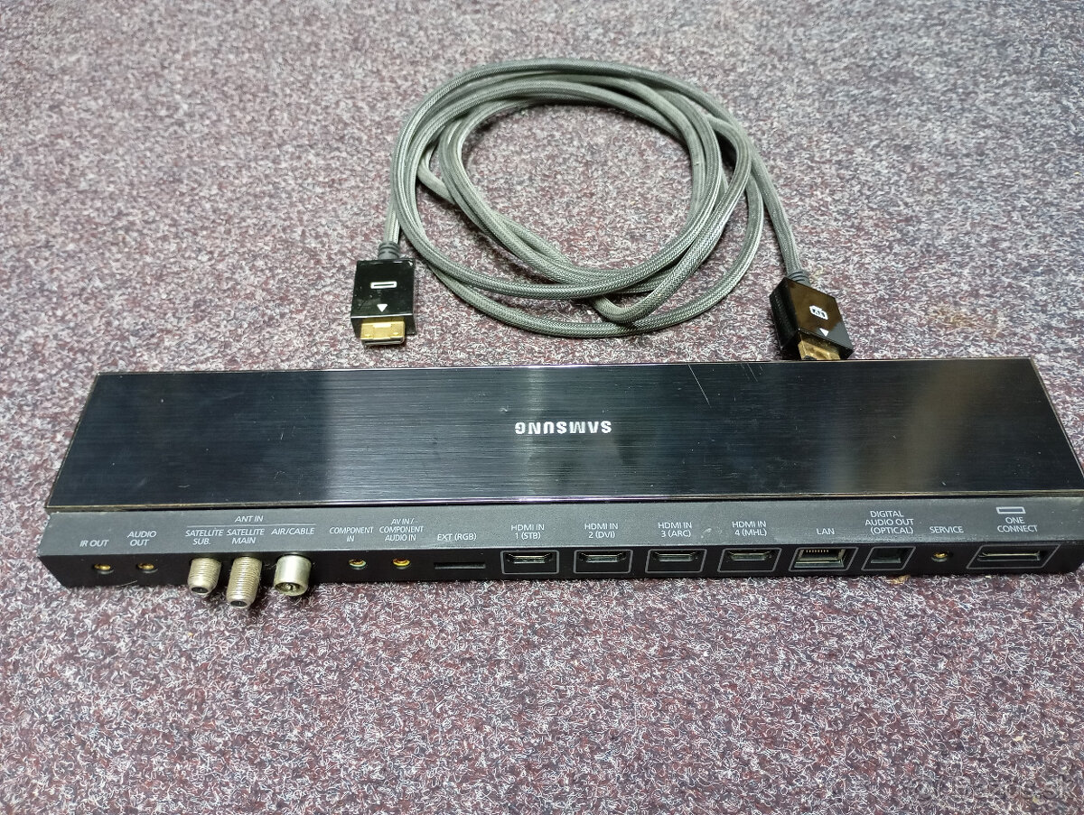 One Connect box Samsung UHD55