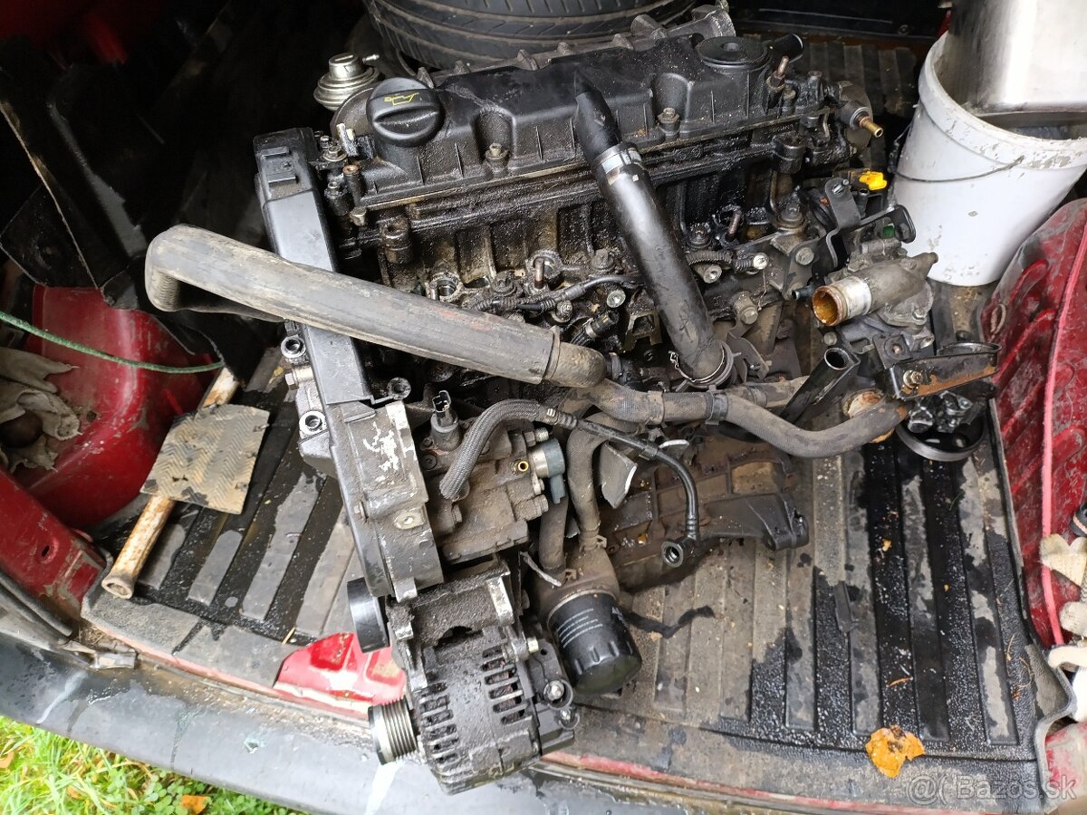 Rozpredám motor 2.0 HDI 80kw RHZ/ 2.0HDI 66kw RHY