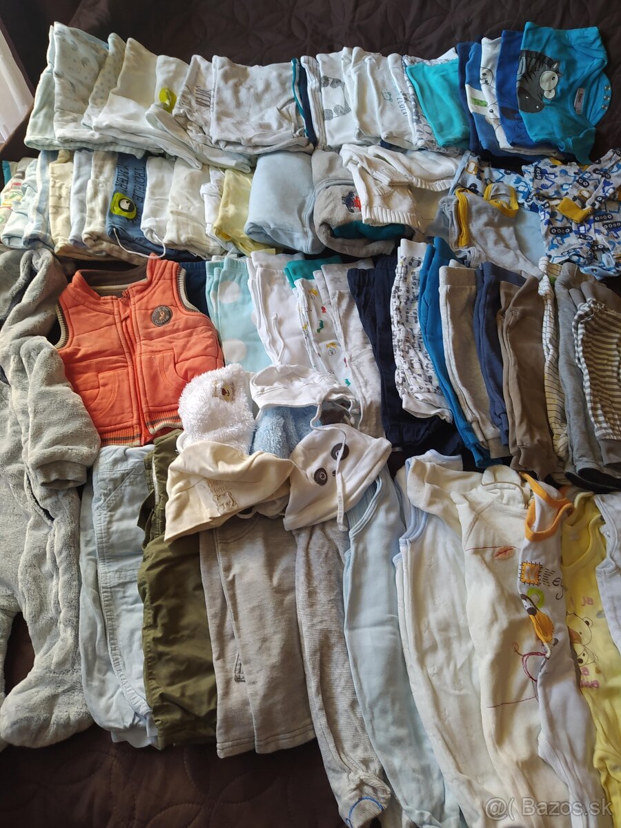 Chlapčenské oblečenie veľkosť 68 + darček