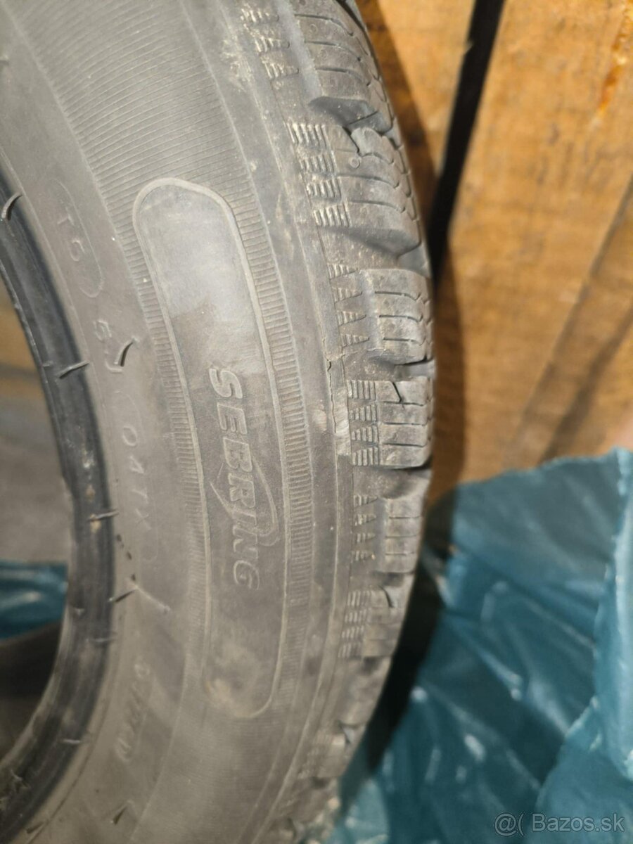 4 pneumatiky Sebring