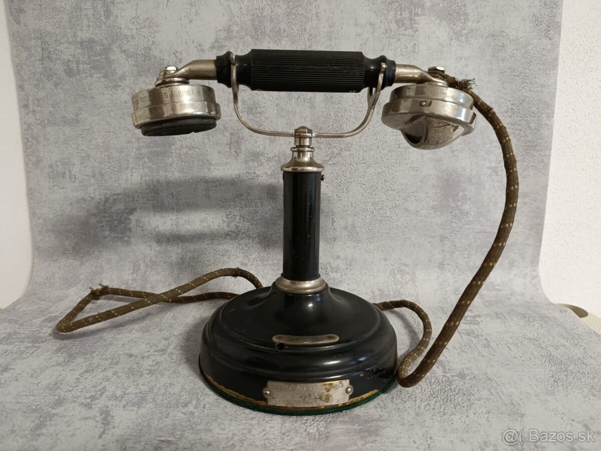 Velmi starý telefon - historicky telefon štitok Ericsson