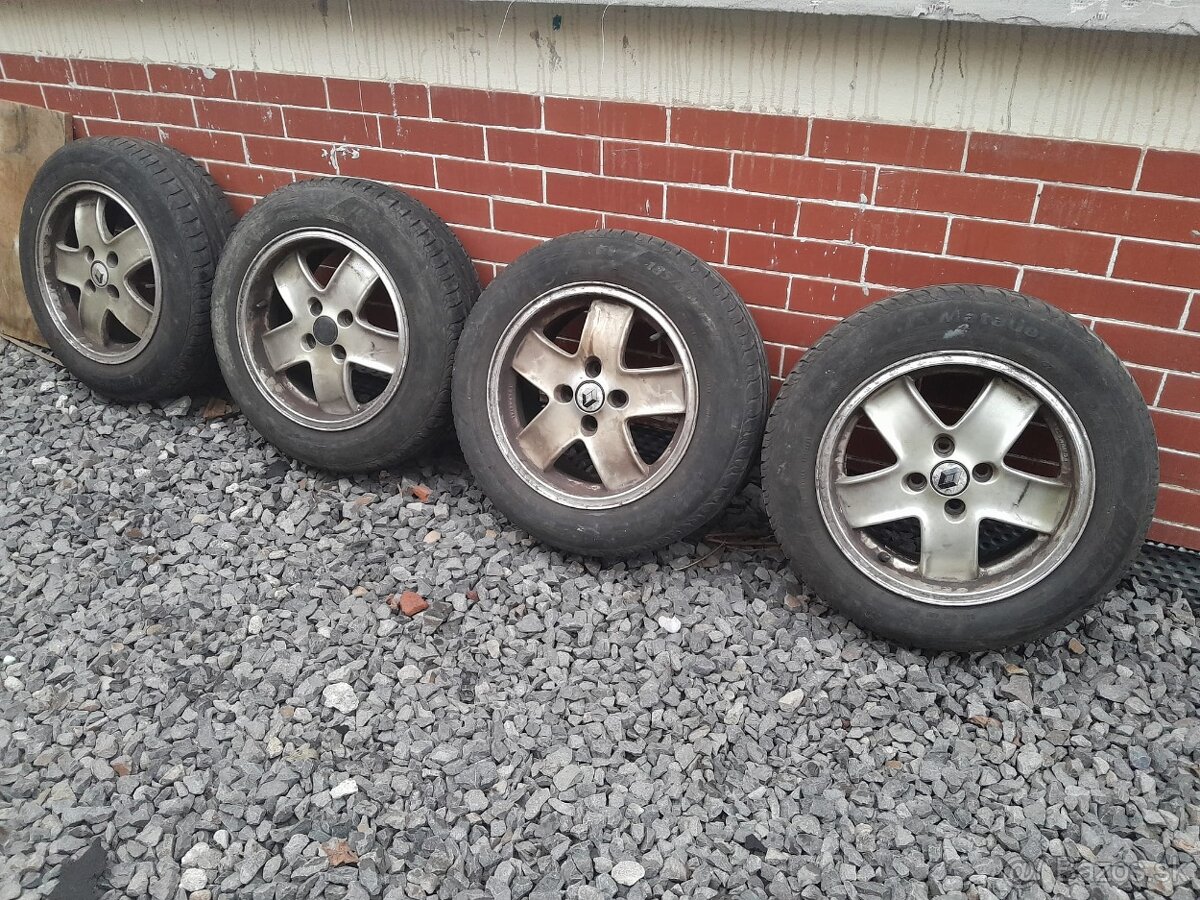 Predám plechové disky s pneumatikami