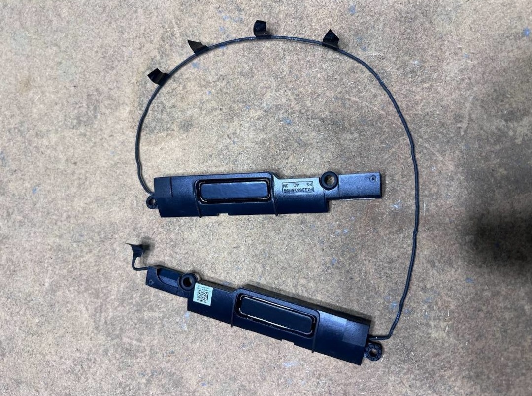 Predám použité repráčiky na notebook Dell XPS 15