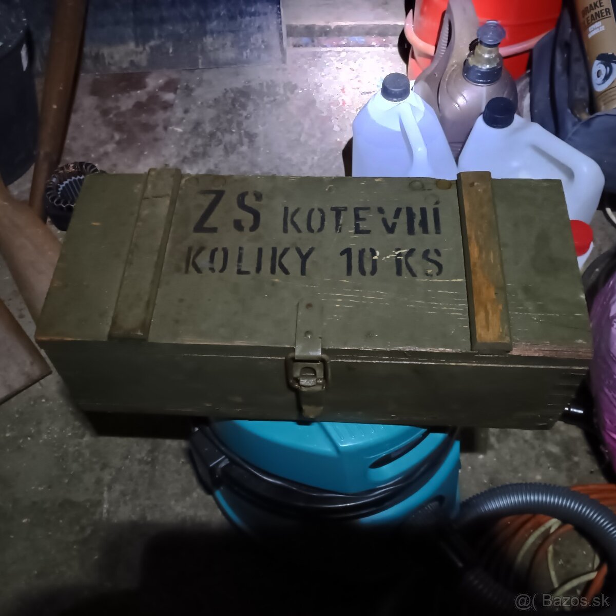 Drevena vojenská krabica