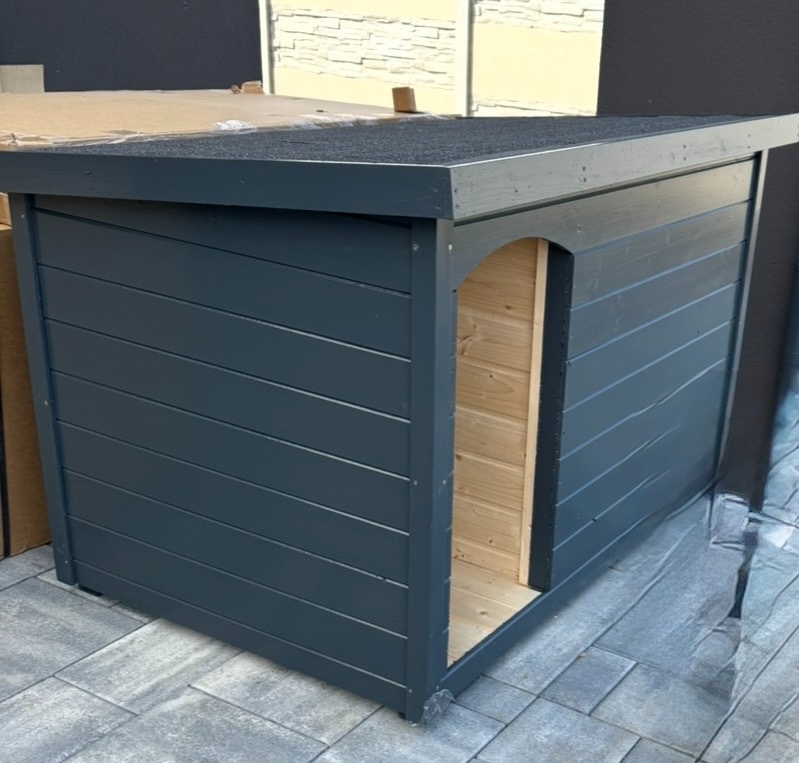 Predáme koterec s búdou