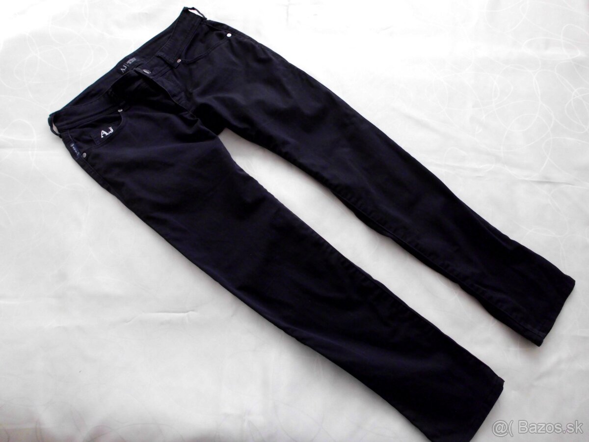 Armani Jeans dámske nohavice čierne   M-28