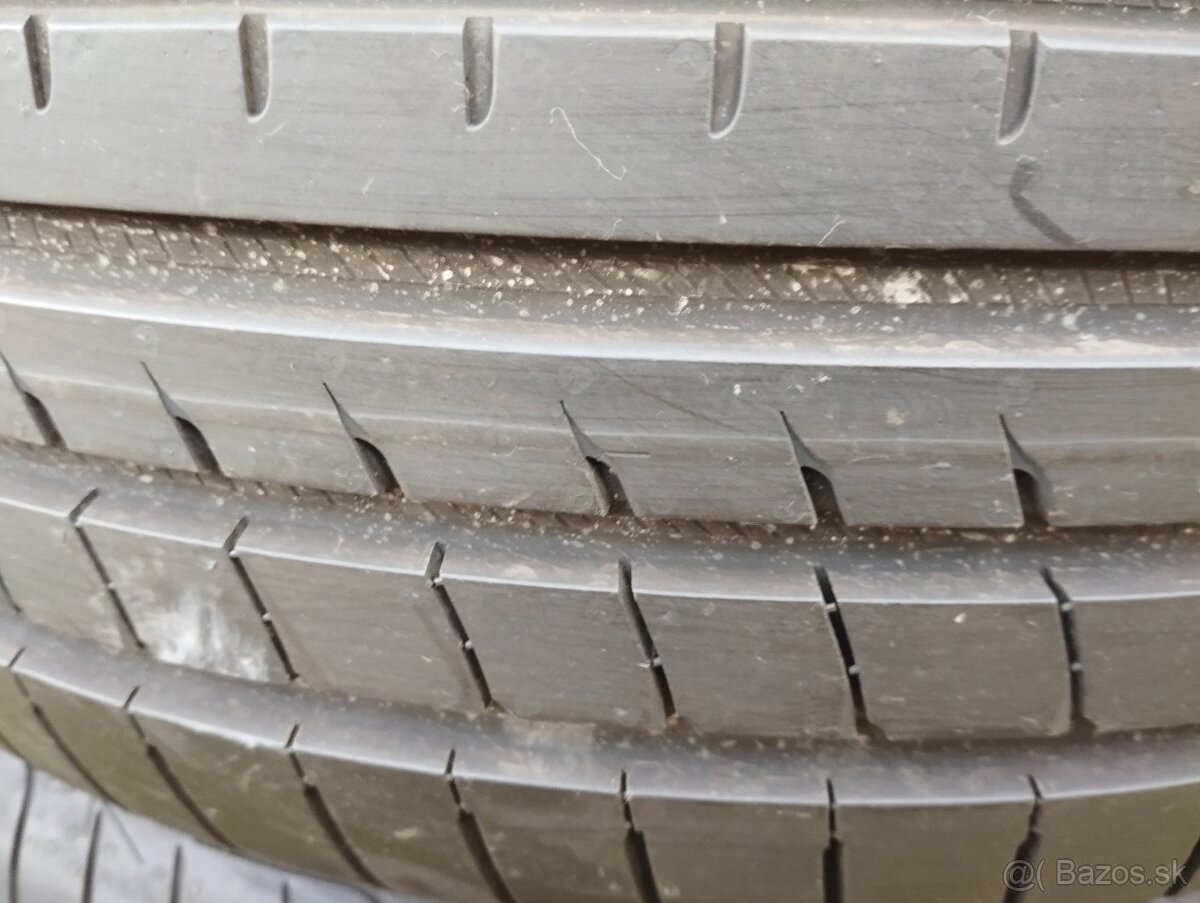 SADA LETNCH PNEUMATIK ZANOVNE 215/45R18
