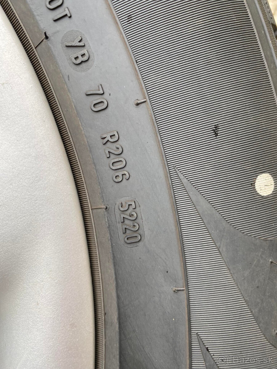 PREDÁM PNEU Pirelli 285/60 R18 celoročné komplet