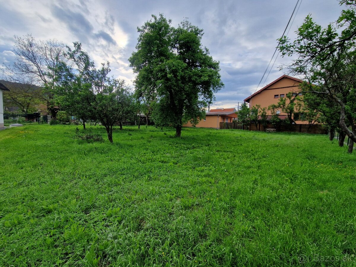 Pozemok 1049 m² JANOV