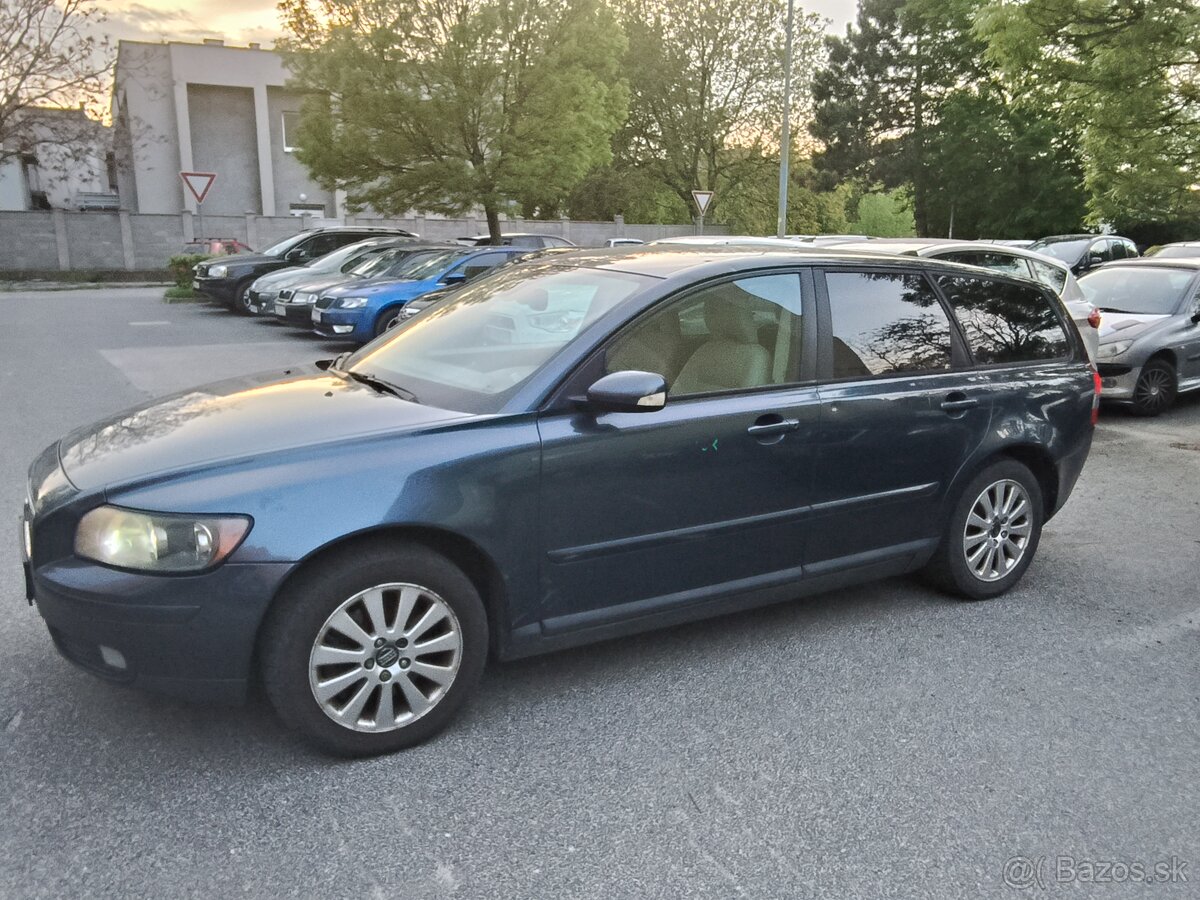 Volvo V50