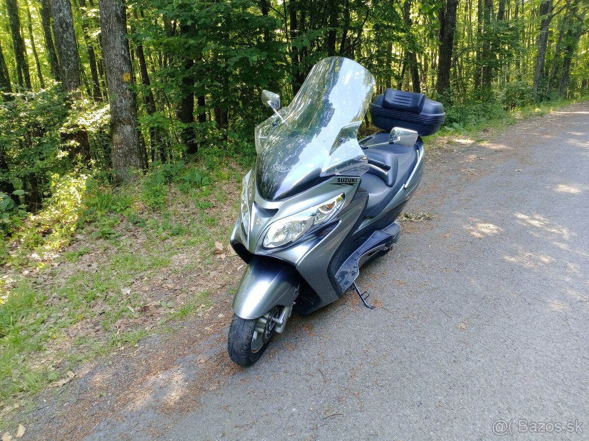 Suzuki Burgman 400