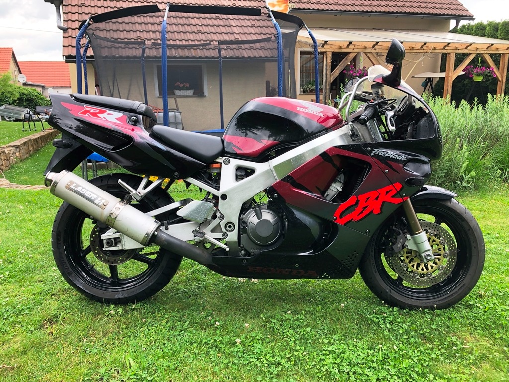 Honda CBR 900RR, sc28, orginal stav