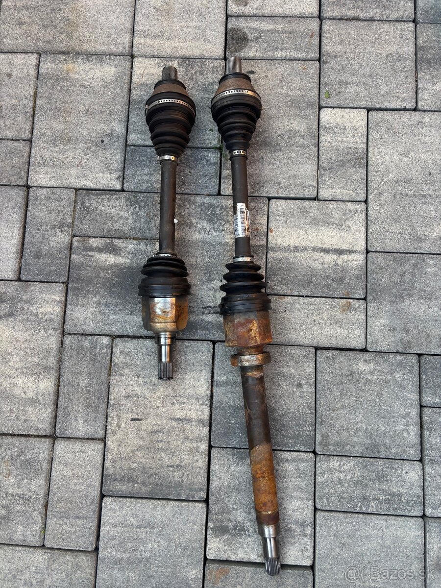 Predné poloosi Ford Mondeo MK4