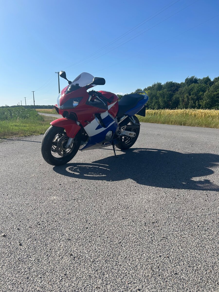 Honda CBR 600f