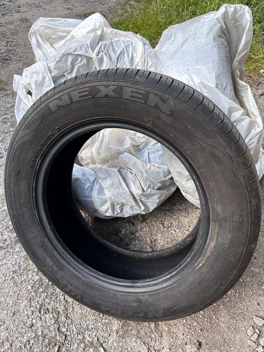 205/60 r16 NEXEN SU1 letné