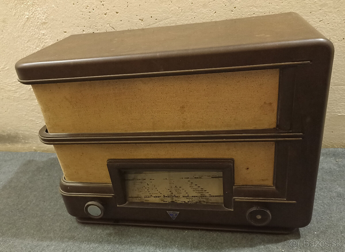 Staré retro bakelitové rádio Rektra RA90, ČSR 1939