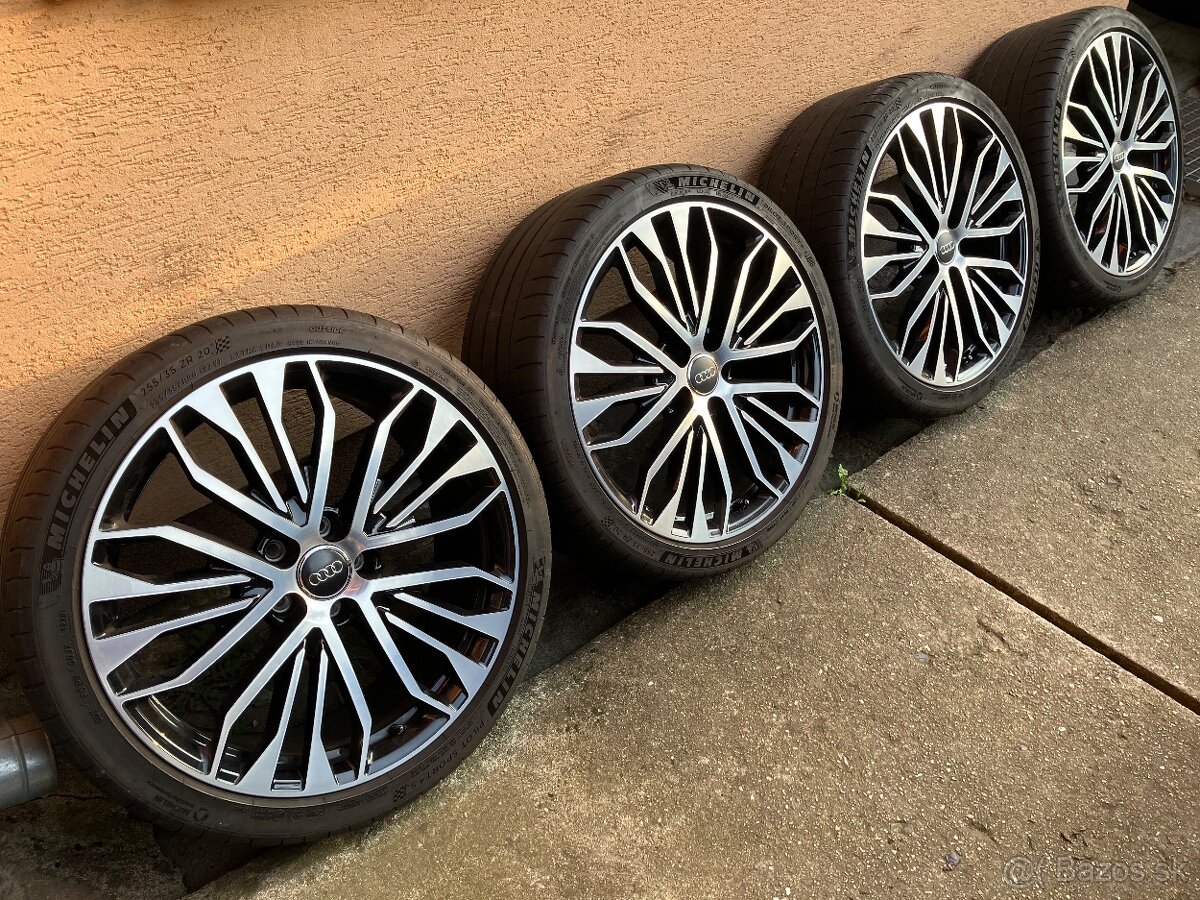 Audi R20 4G0601025CR