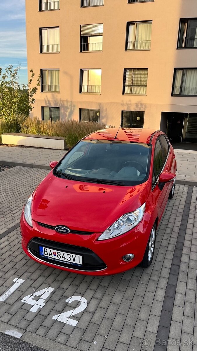 Predám FORD FIESTA 1.2 v skvelom stave len 79tis. km