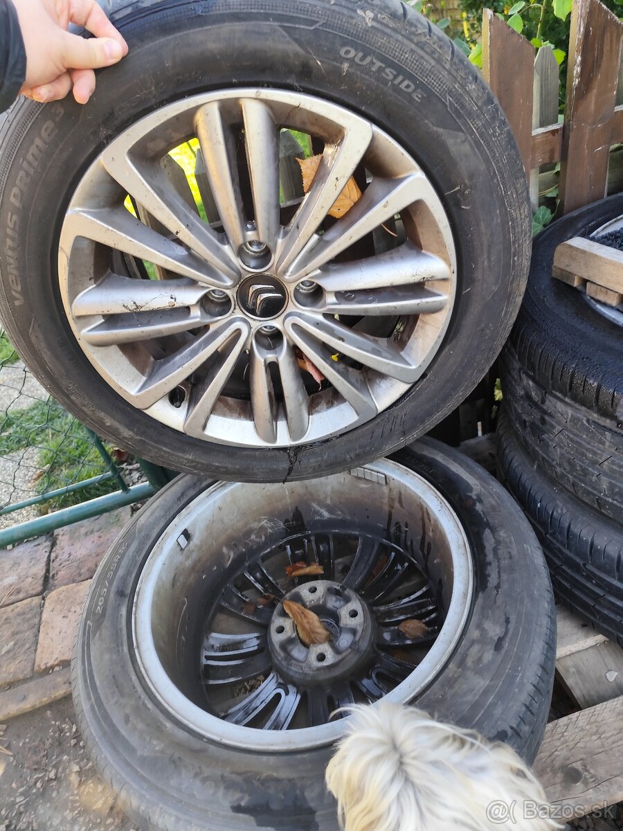 Predam sadu original citroen