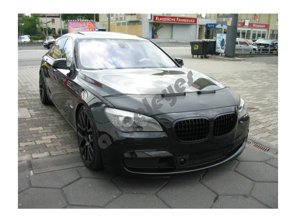 Predám kožený ochranný kryt na prednú kapotu na bmw f01