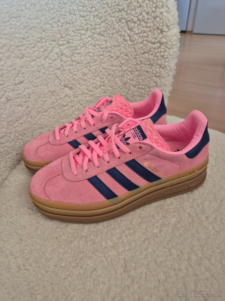 Dámske Adidas Gazelle veľkosť 38 2/3,vnútorná dĺžka 24cm