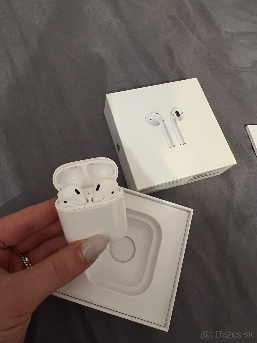 Air pods