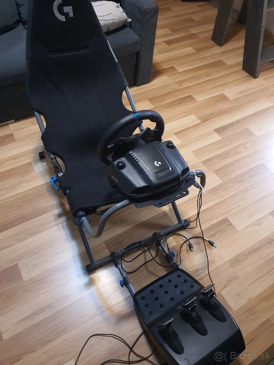 Logitech Playseat G923 Racing wheel Playstation PC
