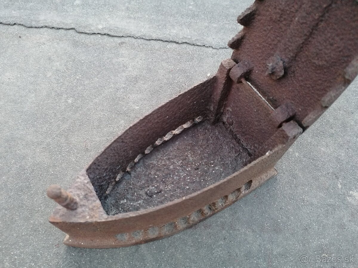 Predám starožitná žehlička - 10