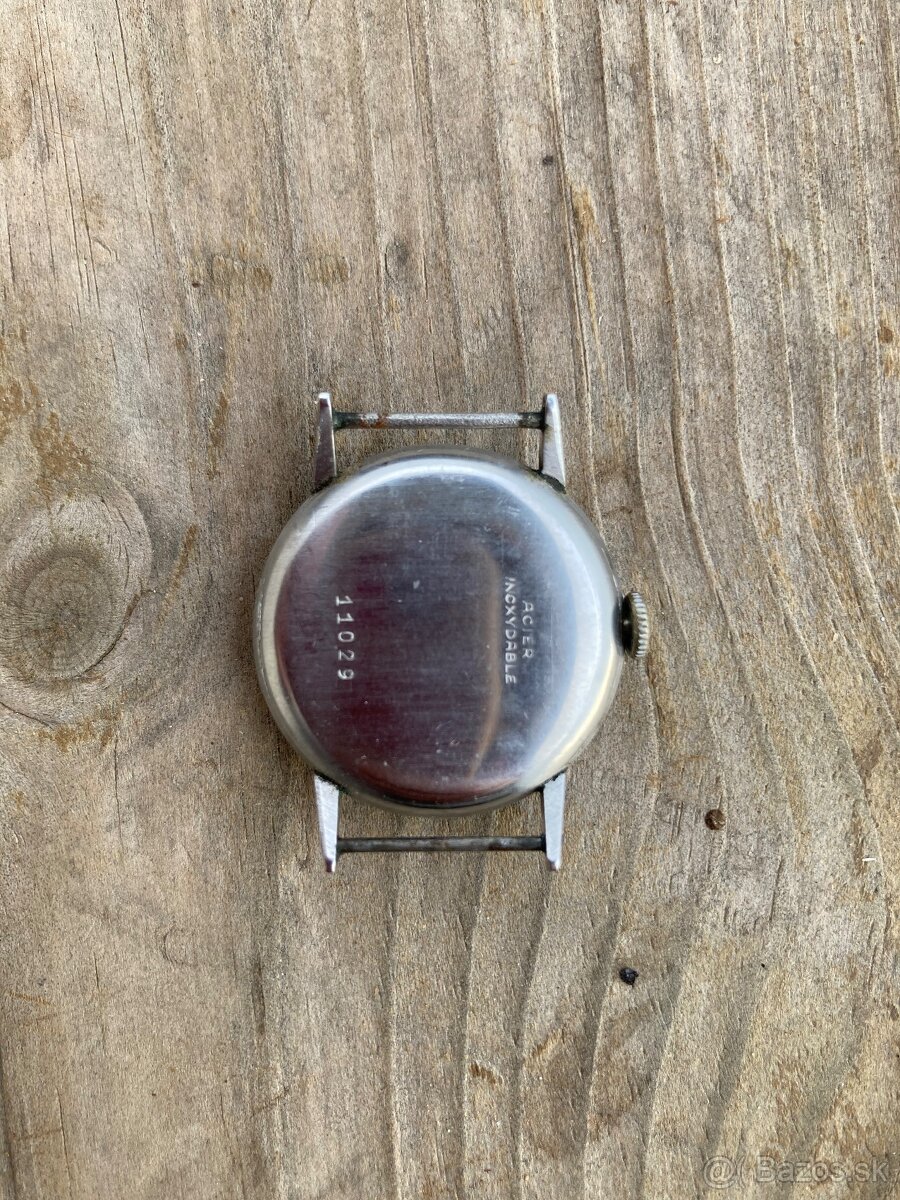 starožitné náramkové hodinky - 10