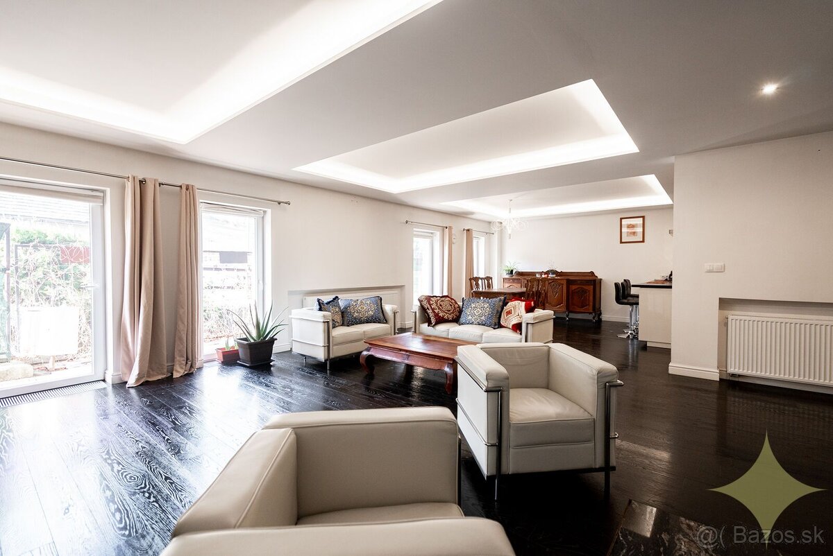 Luxus v kúpelnom mestečku pri Banskej Štiavnici. - 10